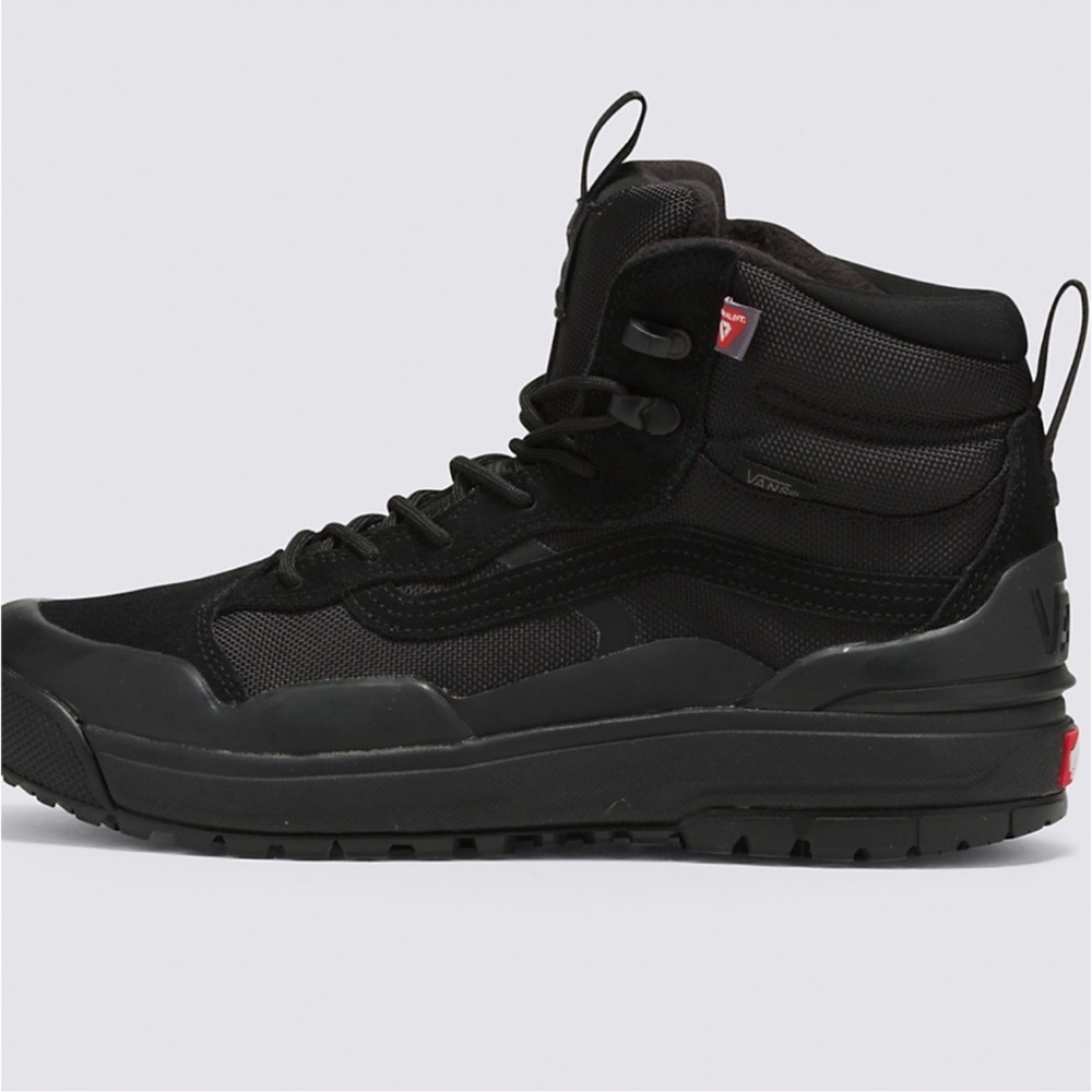 Vans WMNS Ultrarange Exo
Black/Black
Sneakers MTE Boots VN0A4BVSBKA - Picture 2 of 16